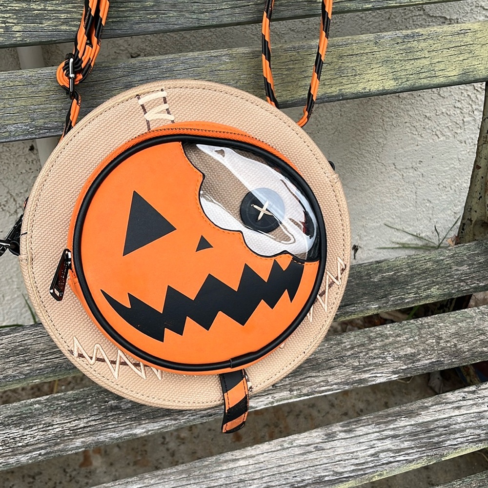 Loungefly trick-or-treat Sam pumpkin lollipop cross body purse